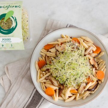 pasta-shitake-germogli-porro